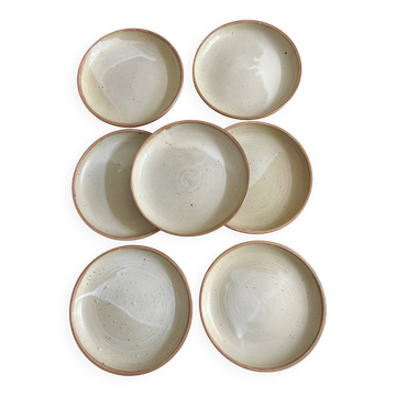 7 assiettes en grés 1970