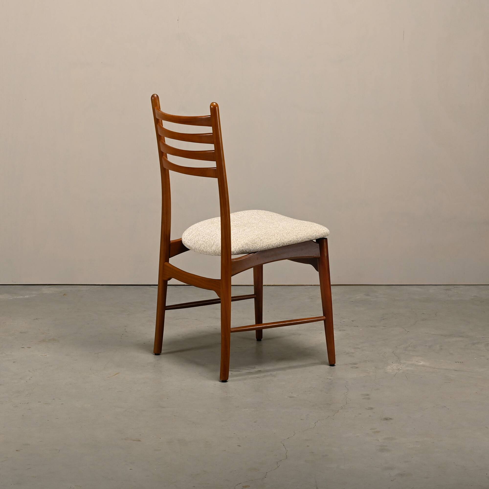 Chaises de salle à manger Georg Leowald en teck et tissu pour Wilkhahn, Allemagne, années 1960.