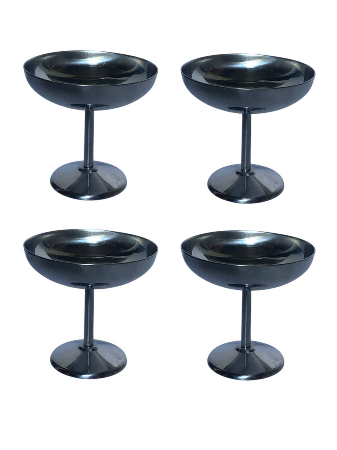 Set of 4 stainless steel cups