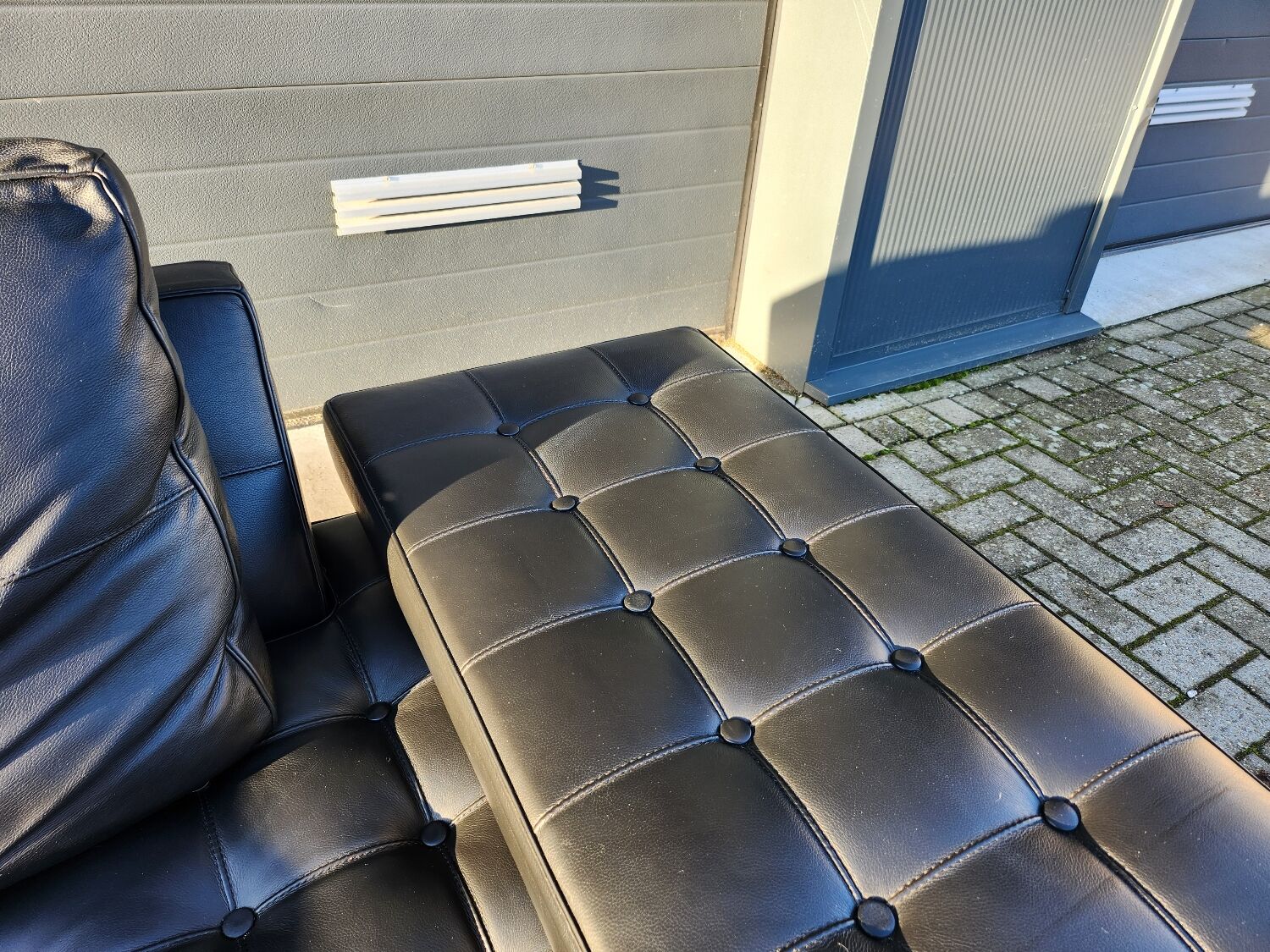 Cassina - Prive sofa by Philippe Starck