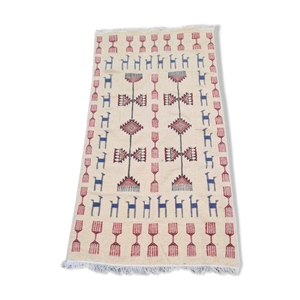 Tapis kilim beige à motifs multicolores