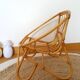 Fauteuil vintage en rotin pour enfant