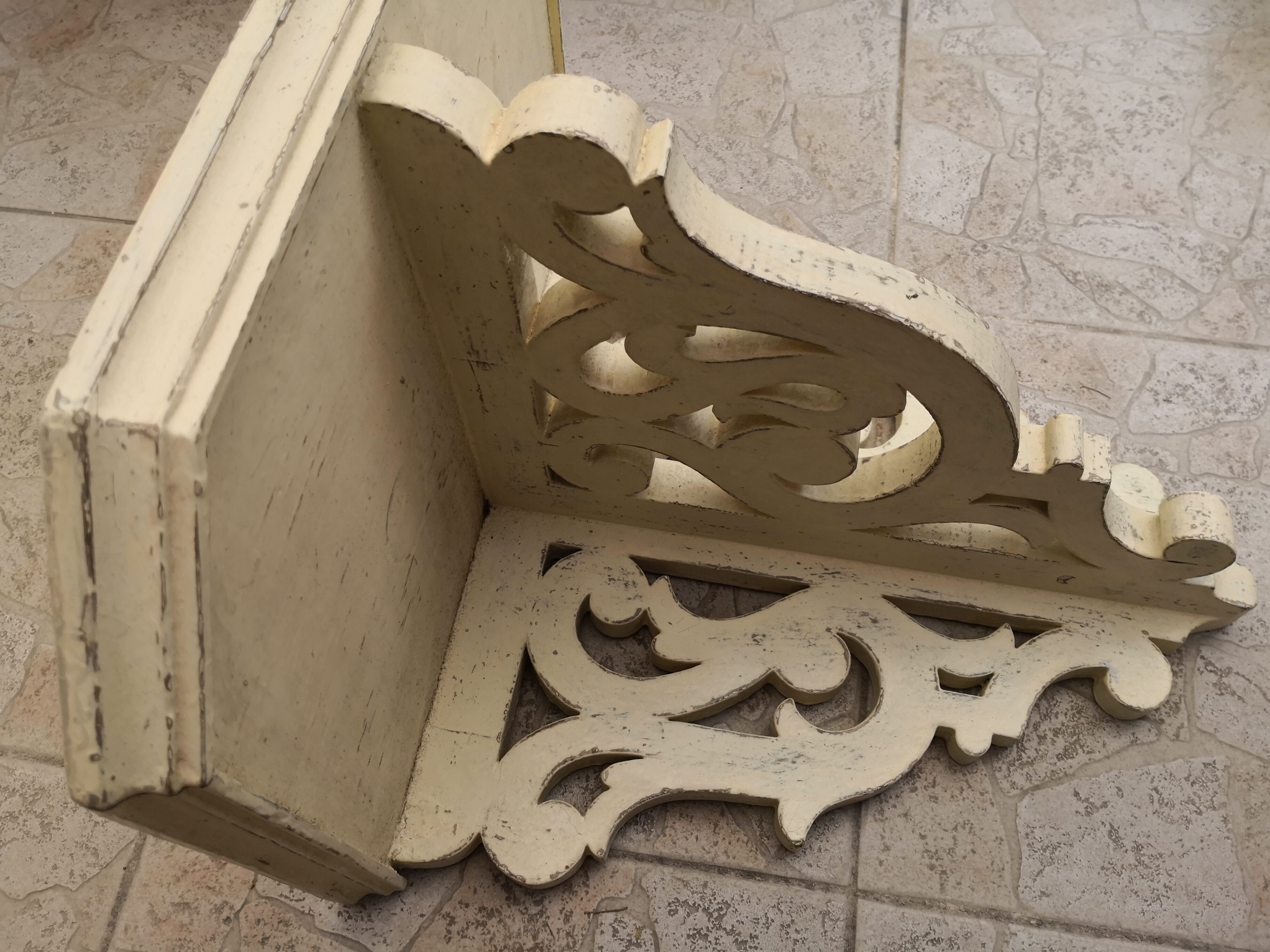 Shelf console