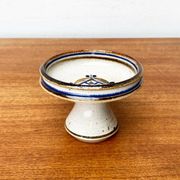 Mid-century Danish studio pottery bowl by Marianne Stark for Michael Andersen, 1960s.