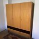 Armoire vintage 3 portes en bois marron et noir – Cardo, style Mid‑Century (1960s)