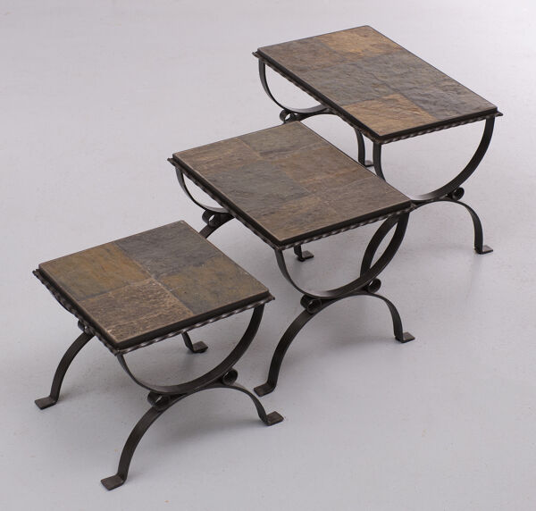 Tables gigognes brutalistes en pierre d’ardoise, années 1970, France