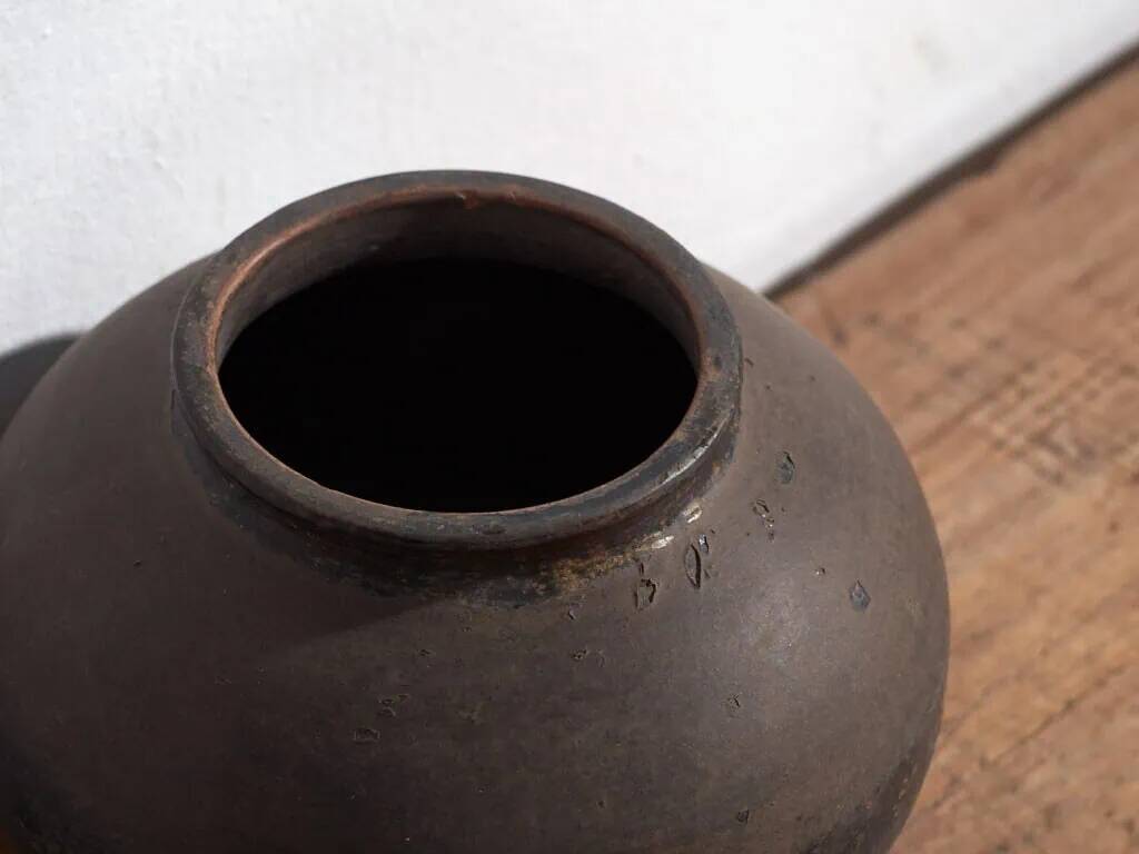 Round antique vase (c.1900) #3