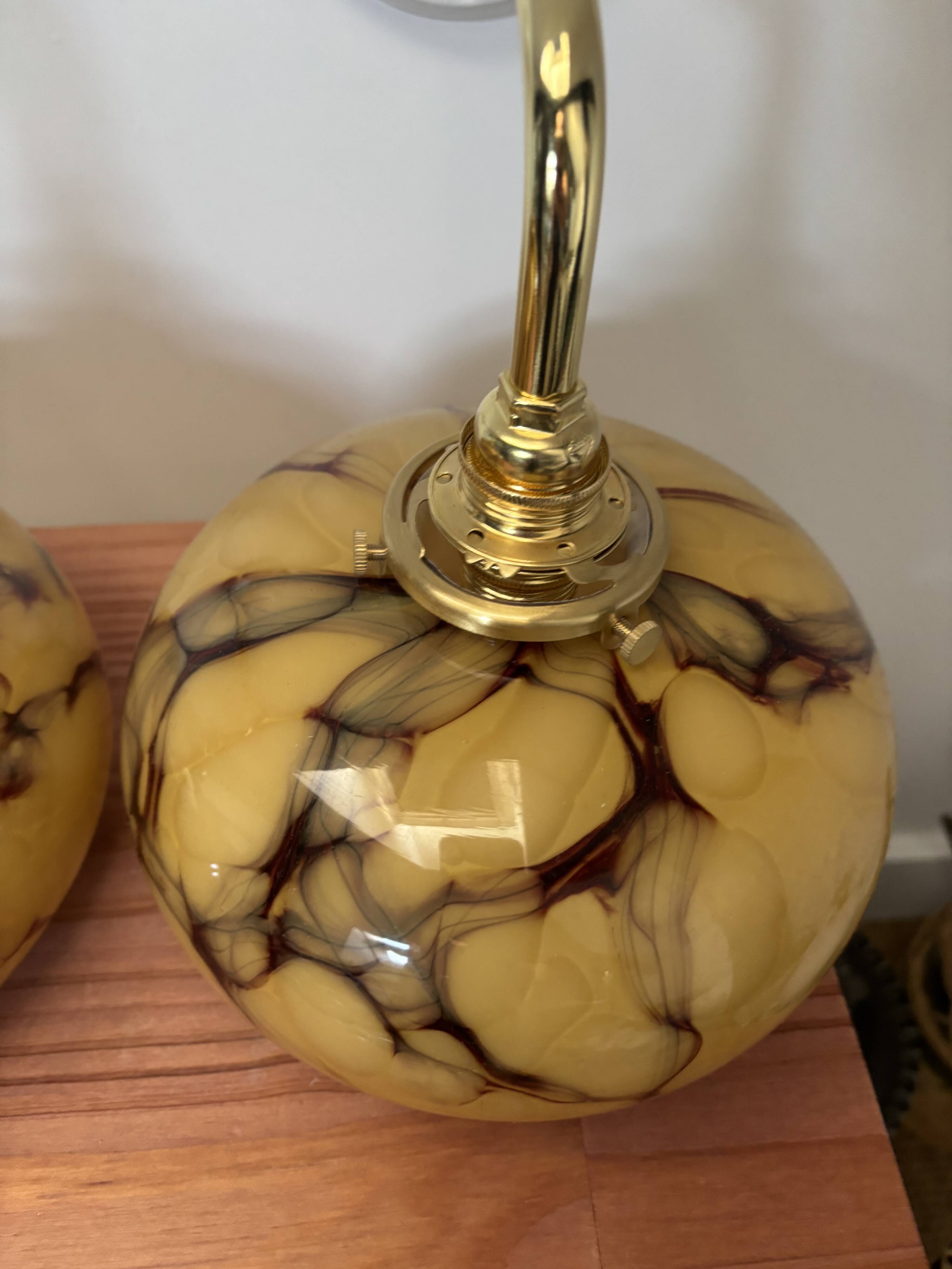 Pair of Art Deco wall sconces in marbled opaline