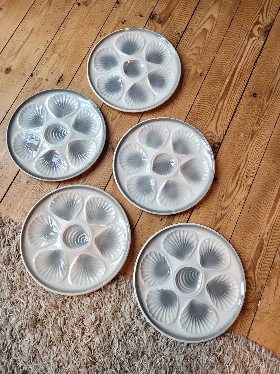 5 Orchies Moulin des Loups oyster plates