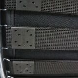 Chaise longue LC4 en cuir noir par Le Corbusier pour Cassina, années 1980