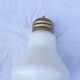 Suspension en verre forme ampoule