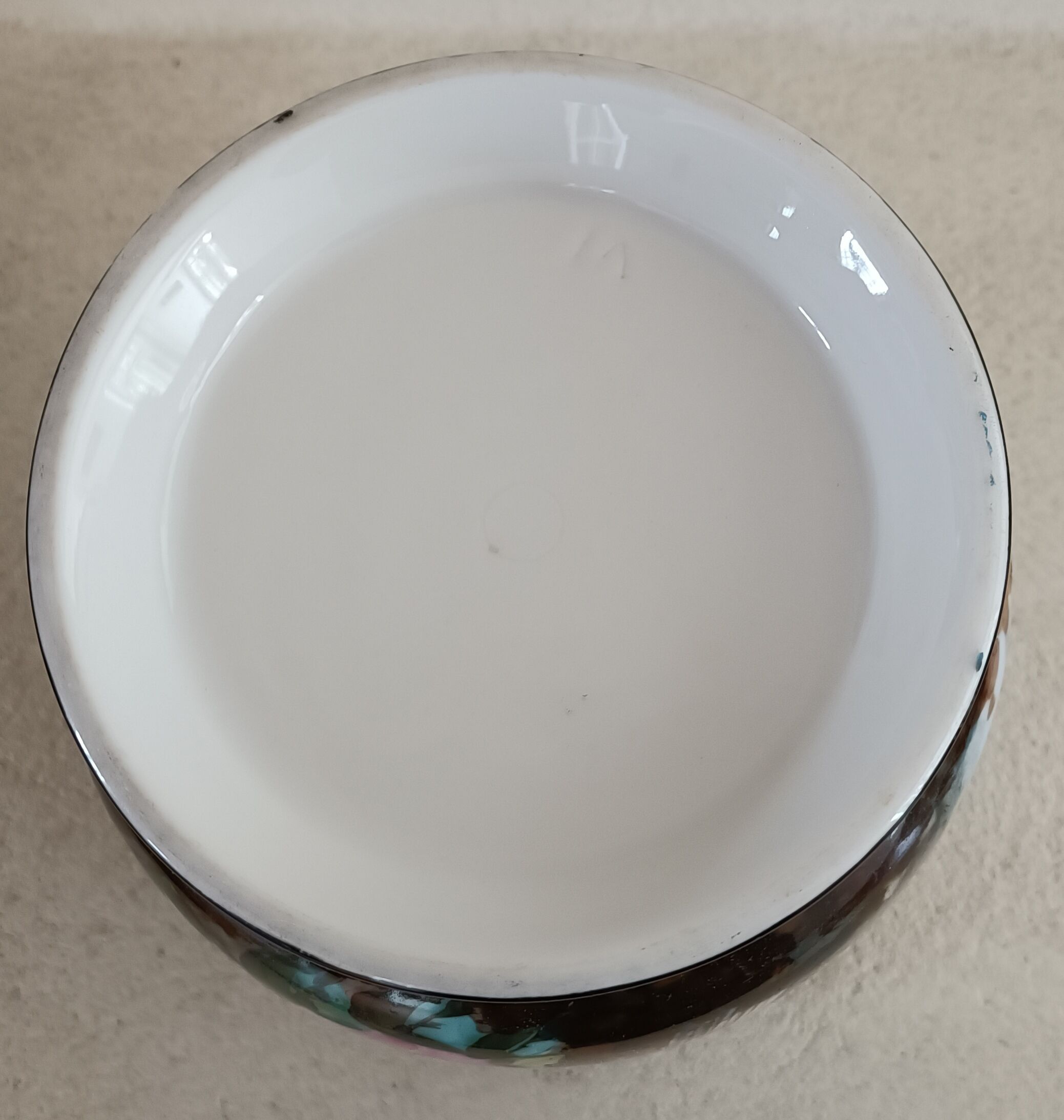 Napoleon III porcelain pot cover