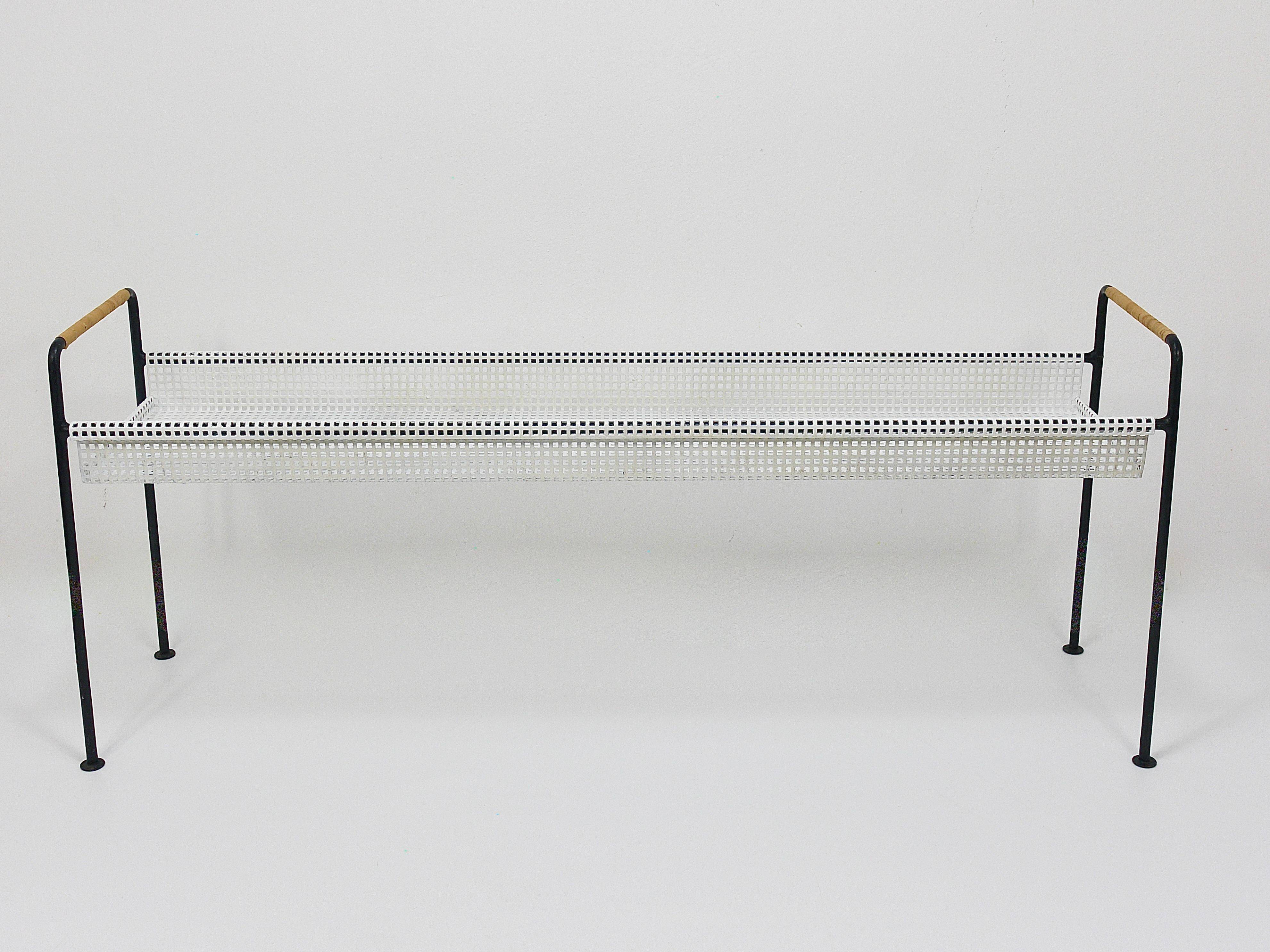 Carl Aubock Jardinière, table ou banc pour plantes, bac à fleurs, fer et osier