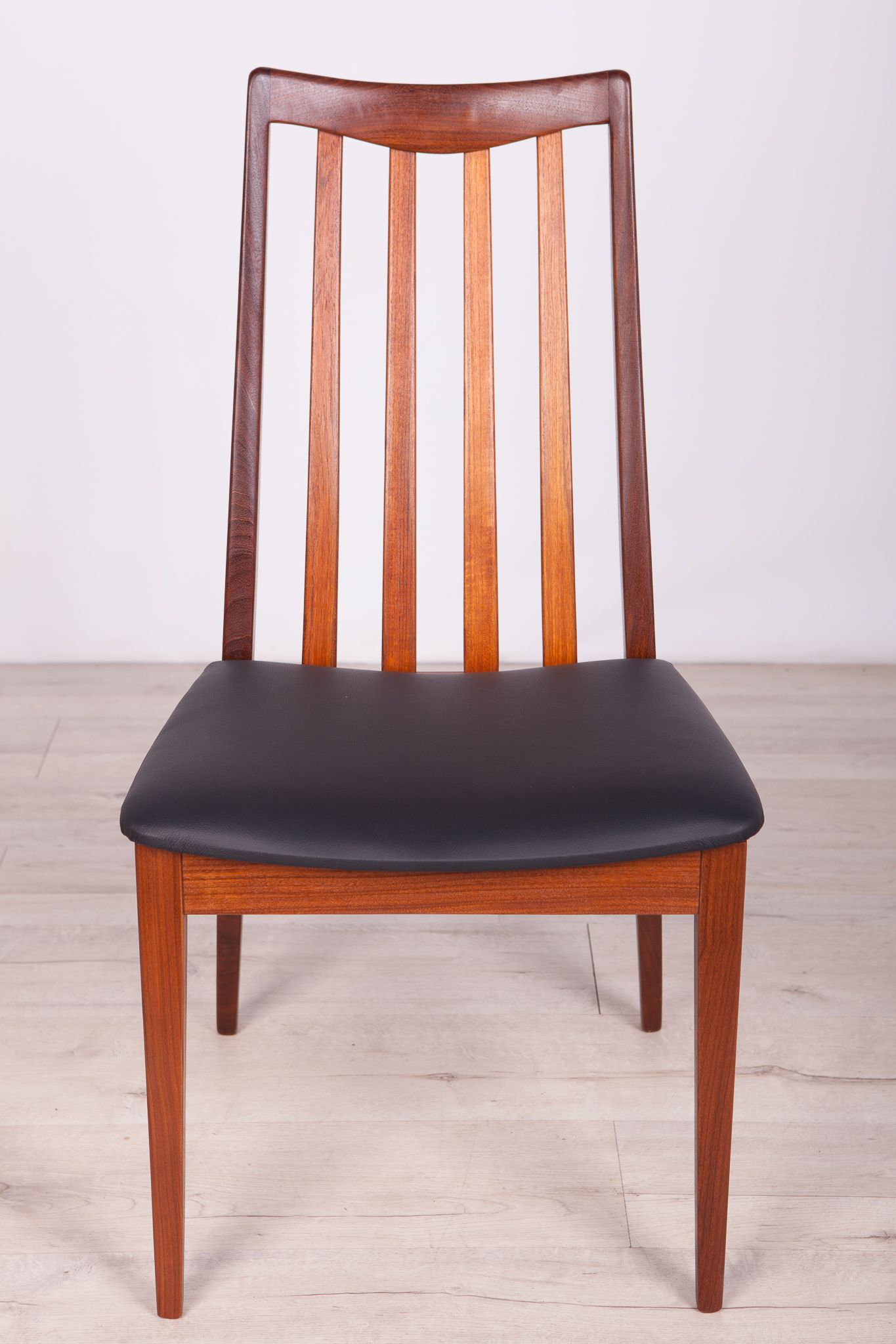Mid Century Teak & Leather Dining Chairs by Leslie Dandy for G-Plan, 1960