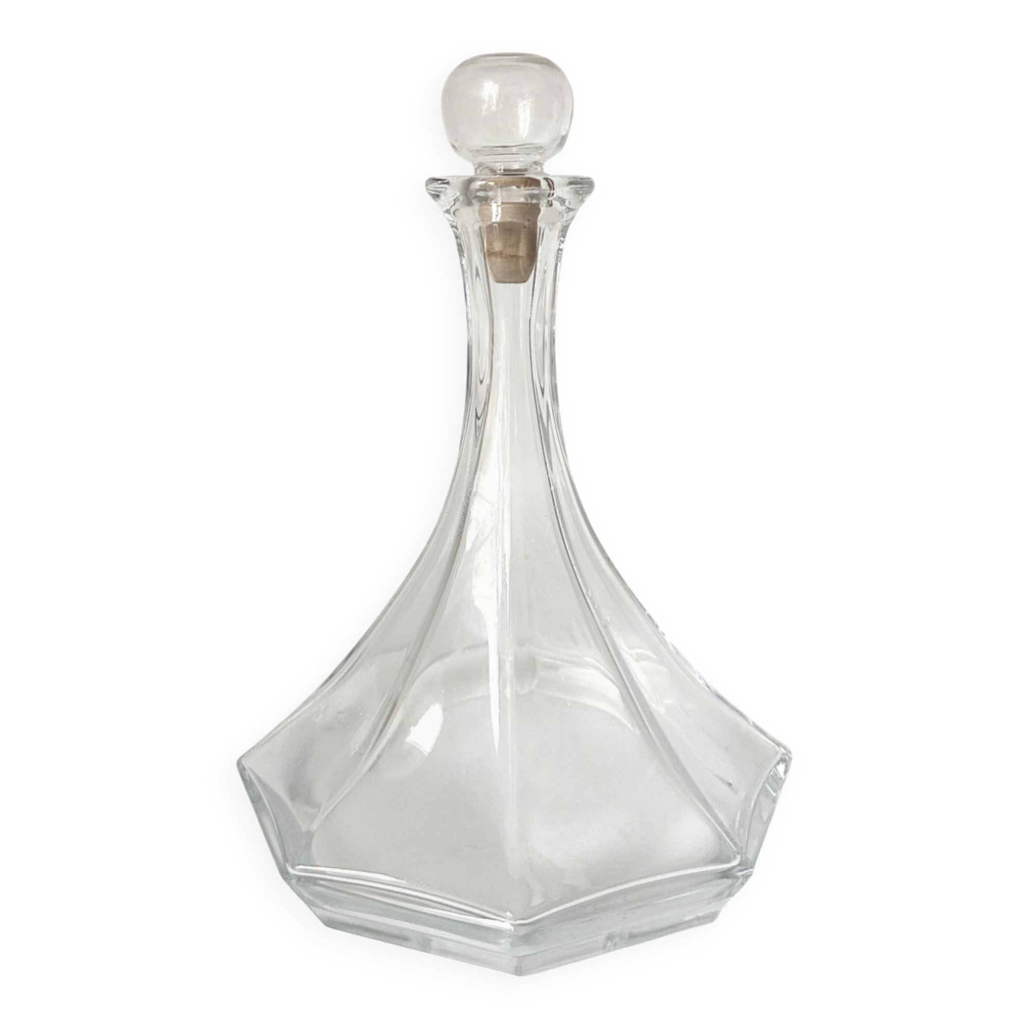 Octagonal glass decanter