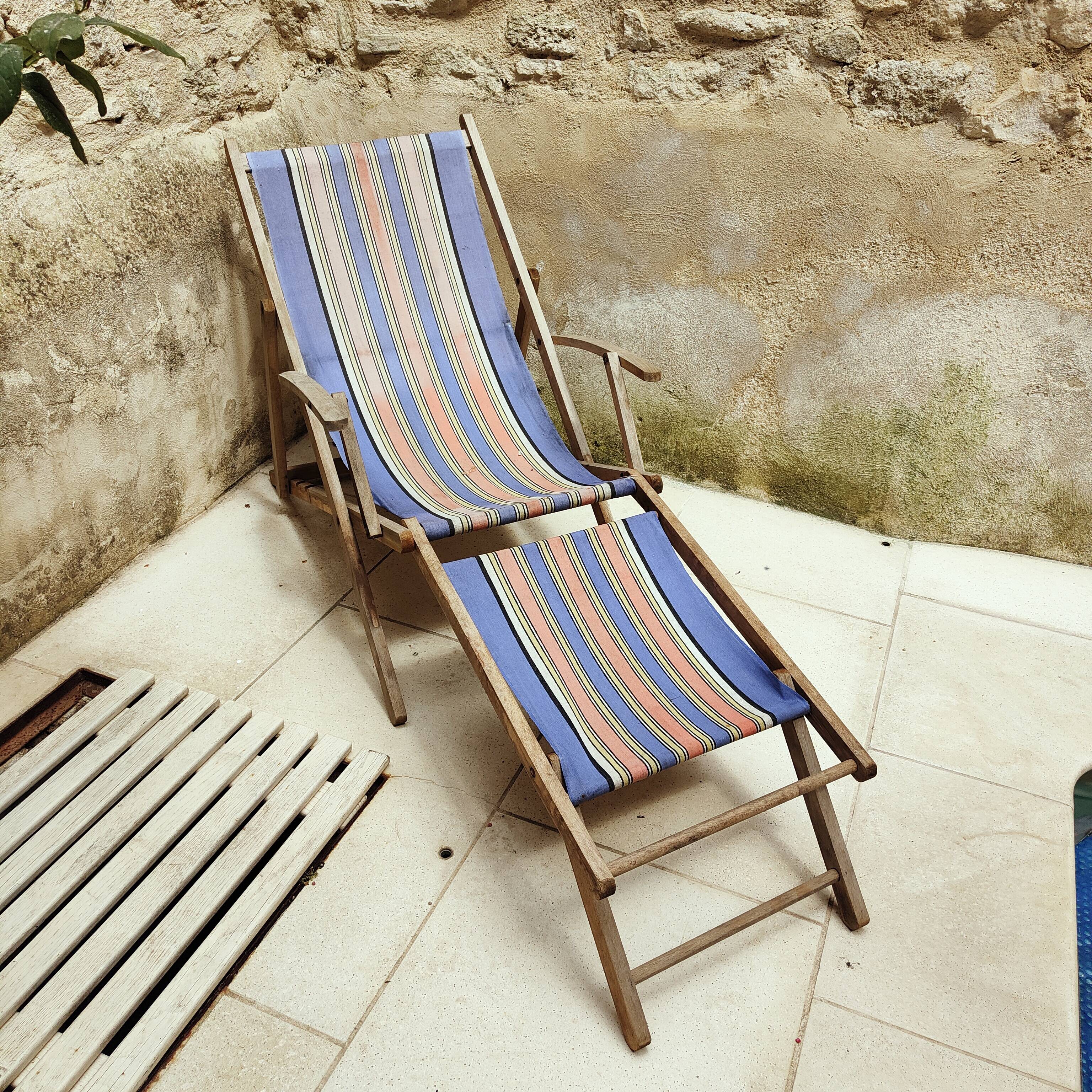 Chilean lounge chair