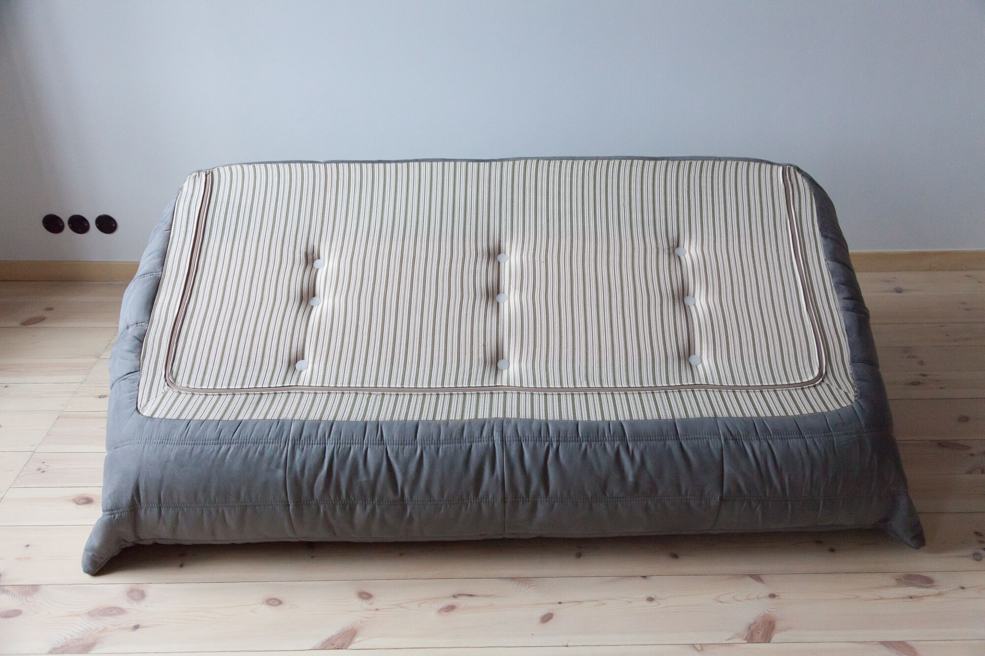 Togo sofa model designed by Michel Ducaroy 1973