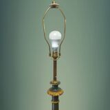 Pied de lampe de parquet en bois sculpté de style étrusque