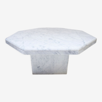 Octagonal vintage coffee table in Carrara marble 70s