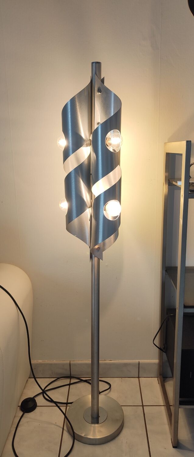 Vintage 1970 floor lamp