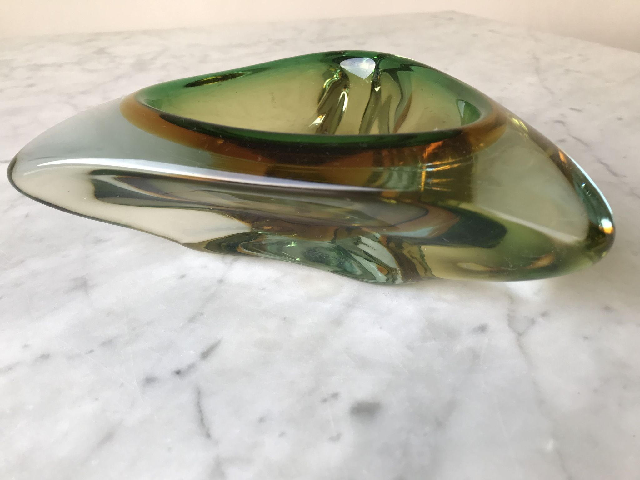 Empty pocket or ashtray of Murano "Sommerso" - Italy, 1970s.