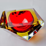 Cendrier Sommerso rouge et jaune par seguso, verre facetté, murano, italie, 1970