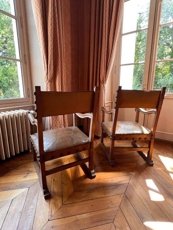 Paire de fauteuils de style espagnol Renaissance