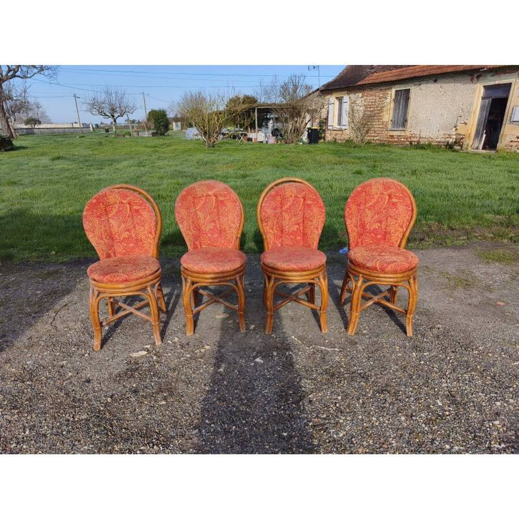 4 vintage rattan chairs
