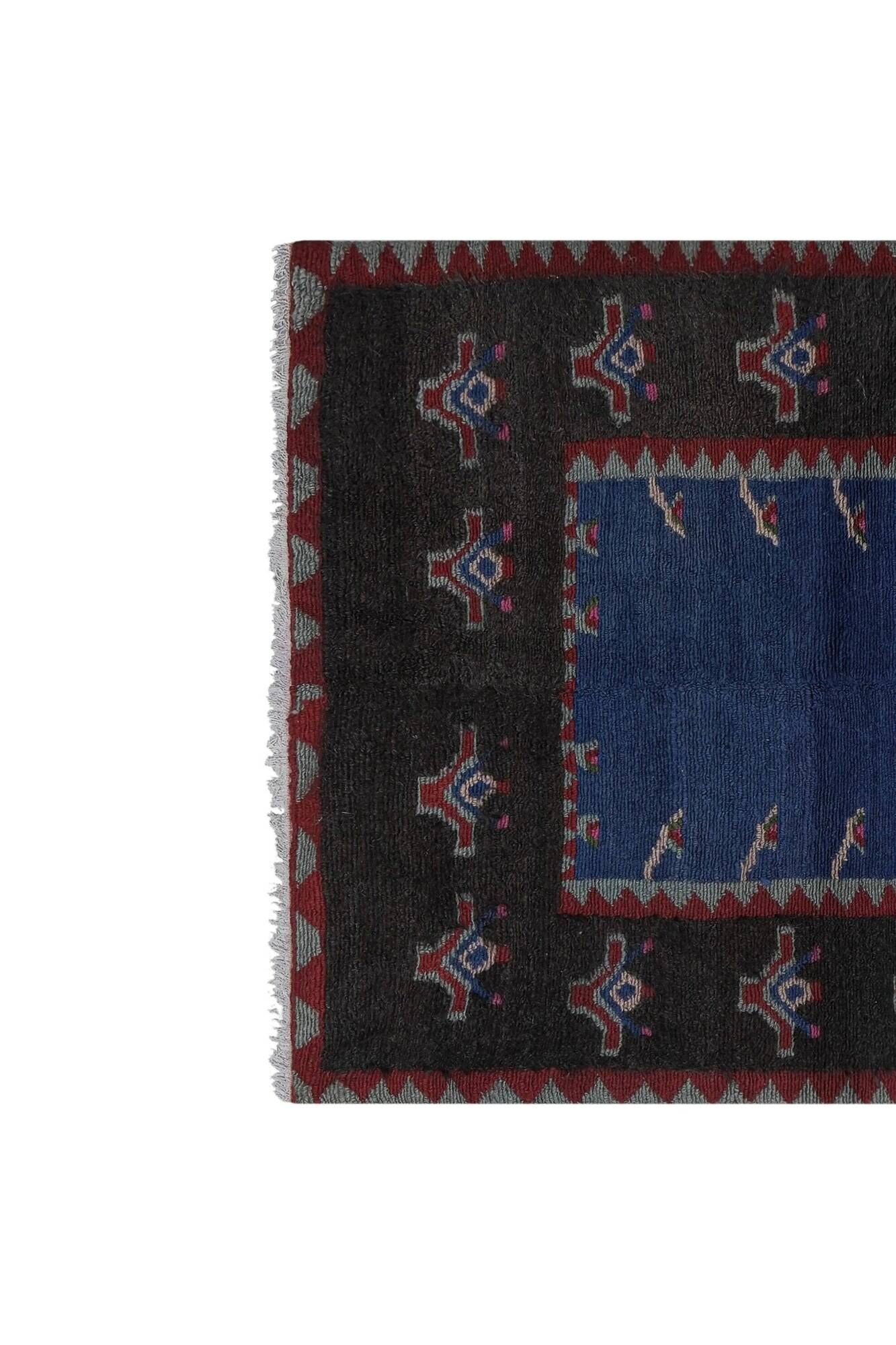Vintage handmade Turkish rug 105x142 cm