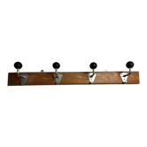Portemanteau mural de style industriel. 4 patères en acier, style industriel, 80 cm
