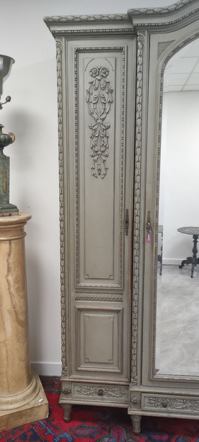 Wardrobe 3 doors, 3 drawers Louis XVI style patinated