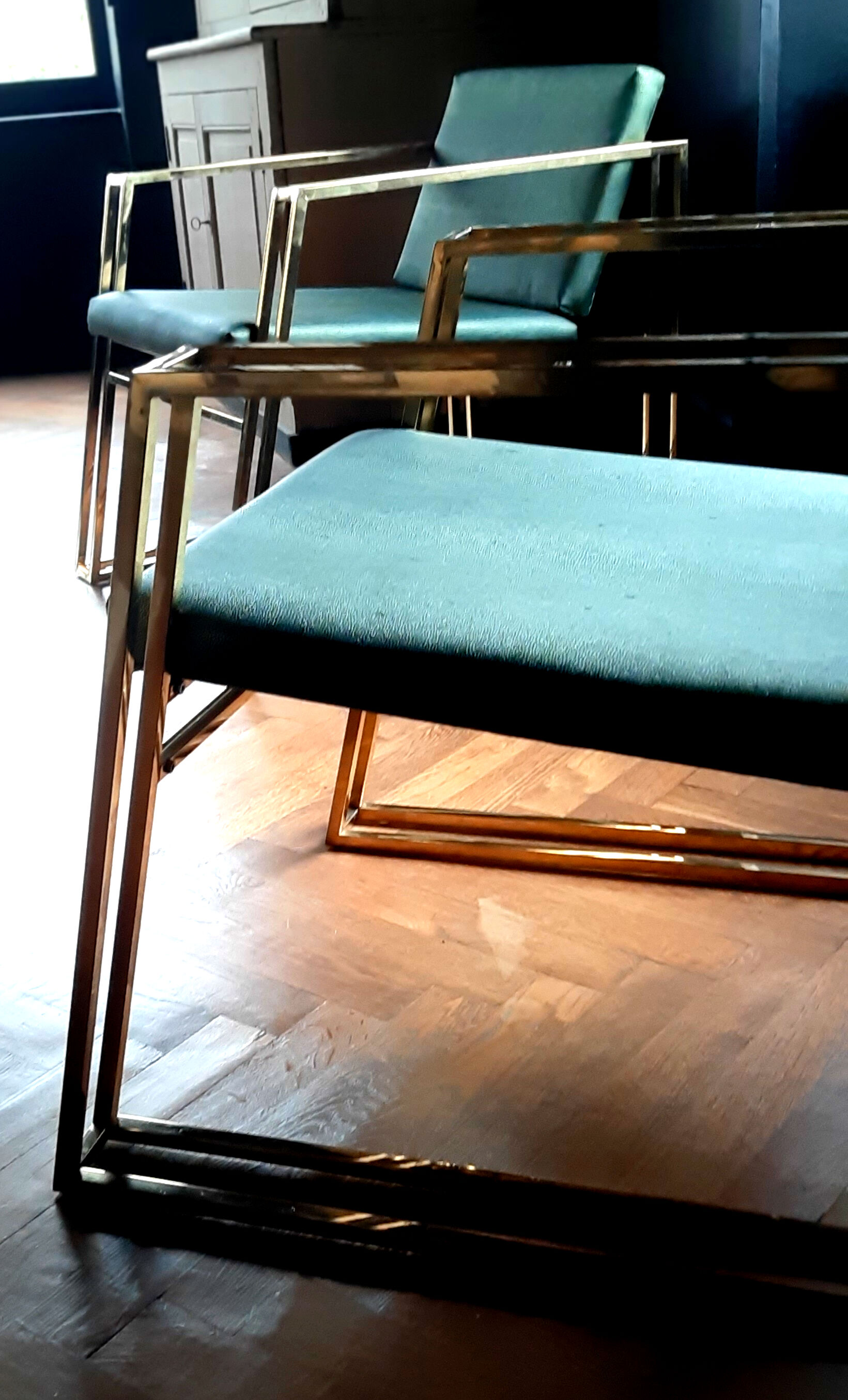 Pair of design armchairs allemand