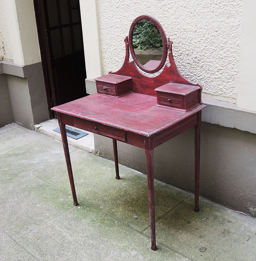 Old wooden dressing table