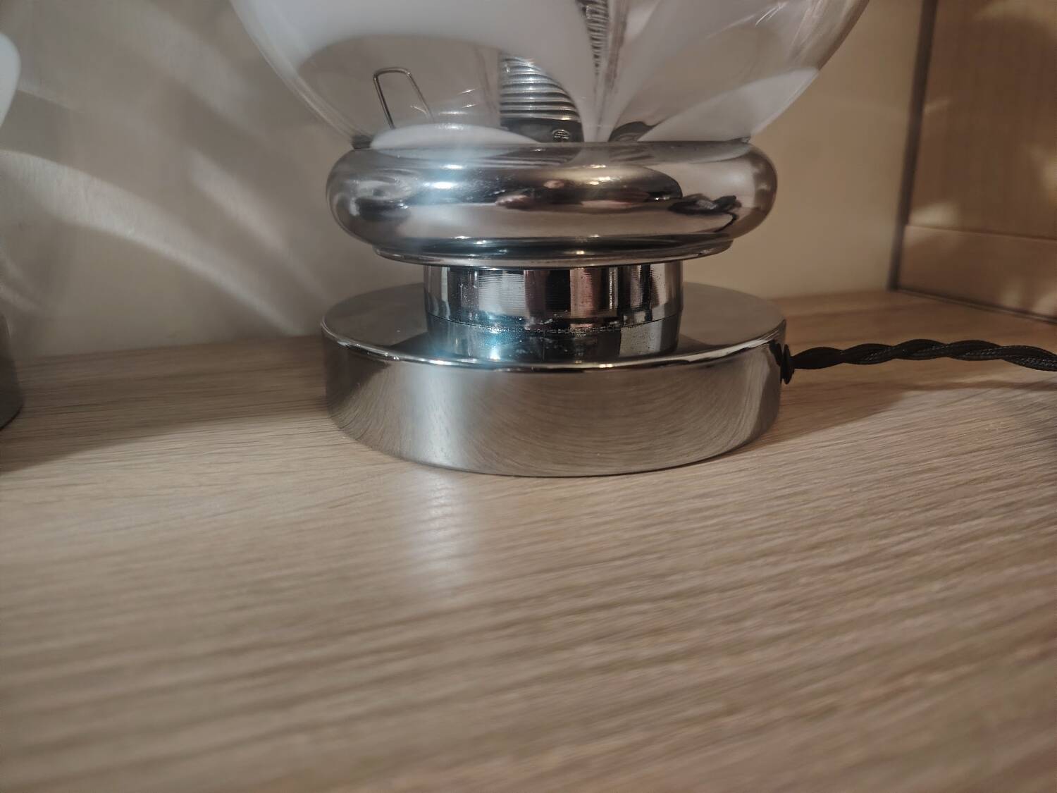 Carlo Nelson glassware as a table lamp