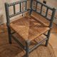 Paire de chaises d'angle