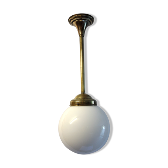 Suspension industrial opaline globe 30 years