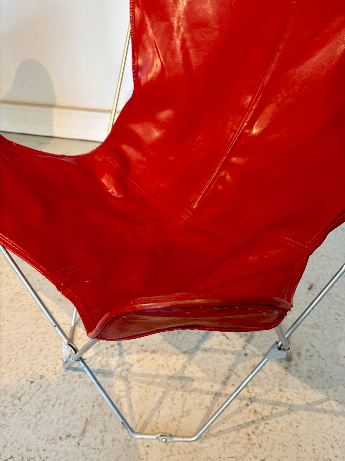 Vintage leather butterfly chairs – 1970s – metal frame – st