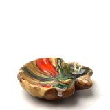 Empty old vintage pocket in the shape of a shell 🐚