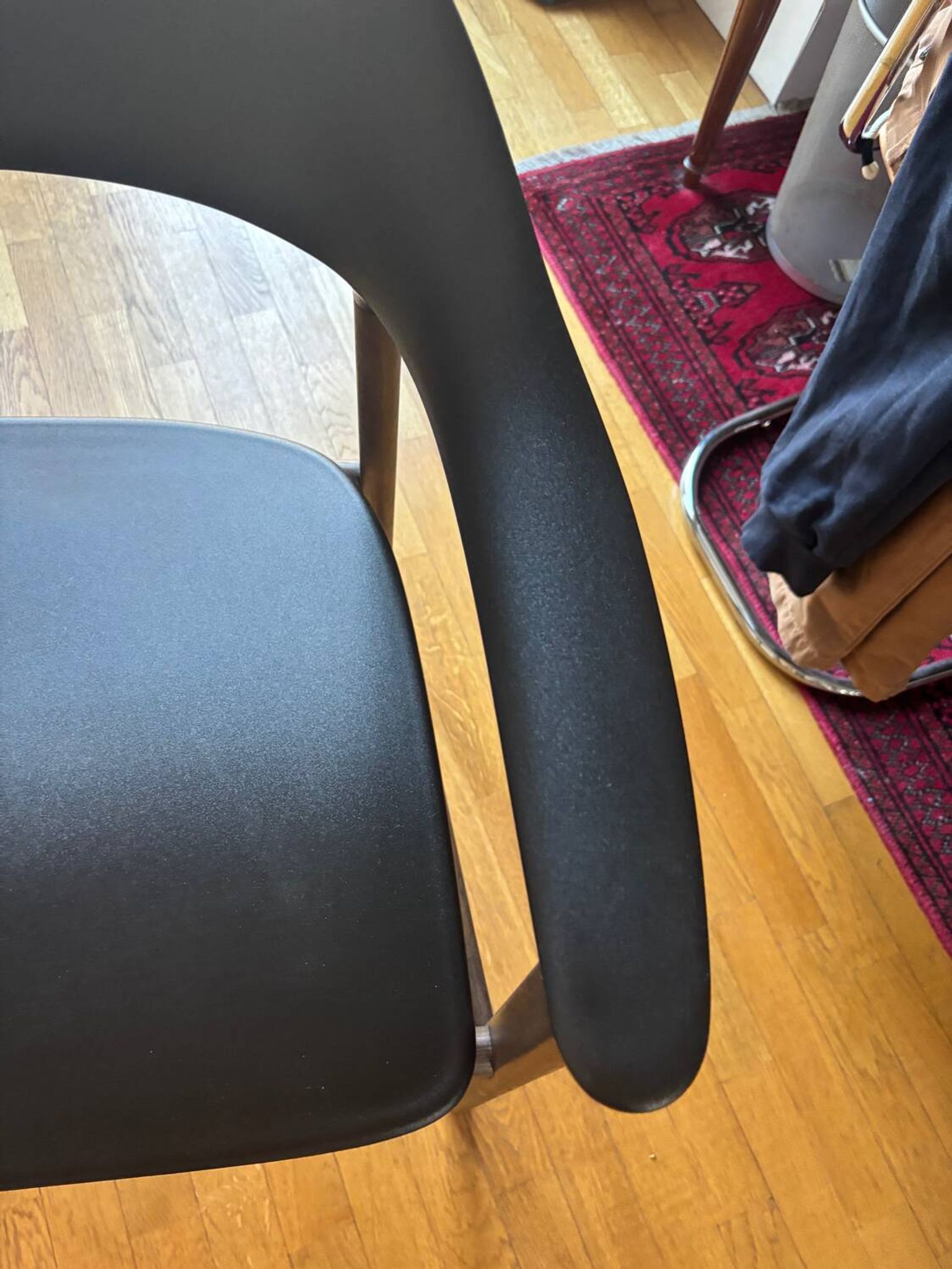 Black walnut armchair Herit - Normann Copenhagen