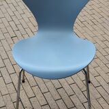 Butterfly serie 7 chair with primer grey colour by Arne Jacobsen