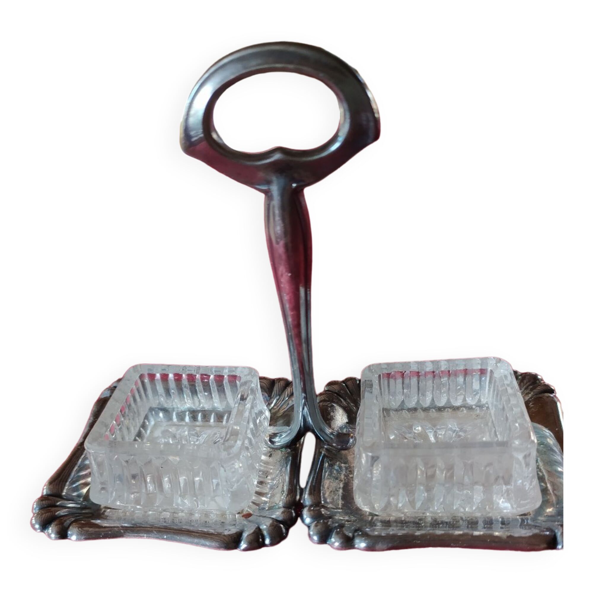 Silver tray with salters