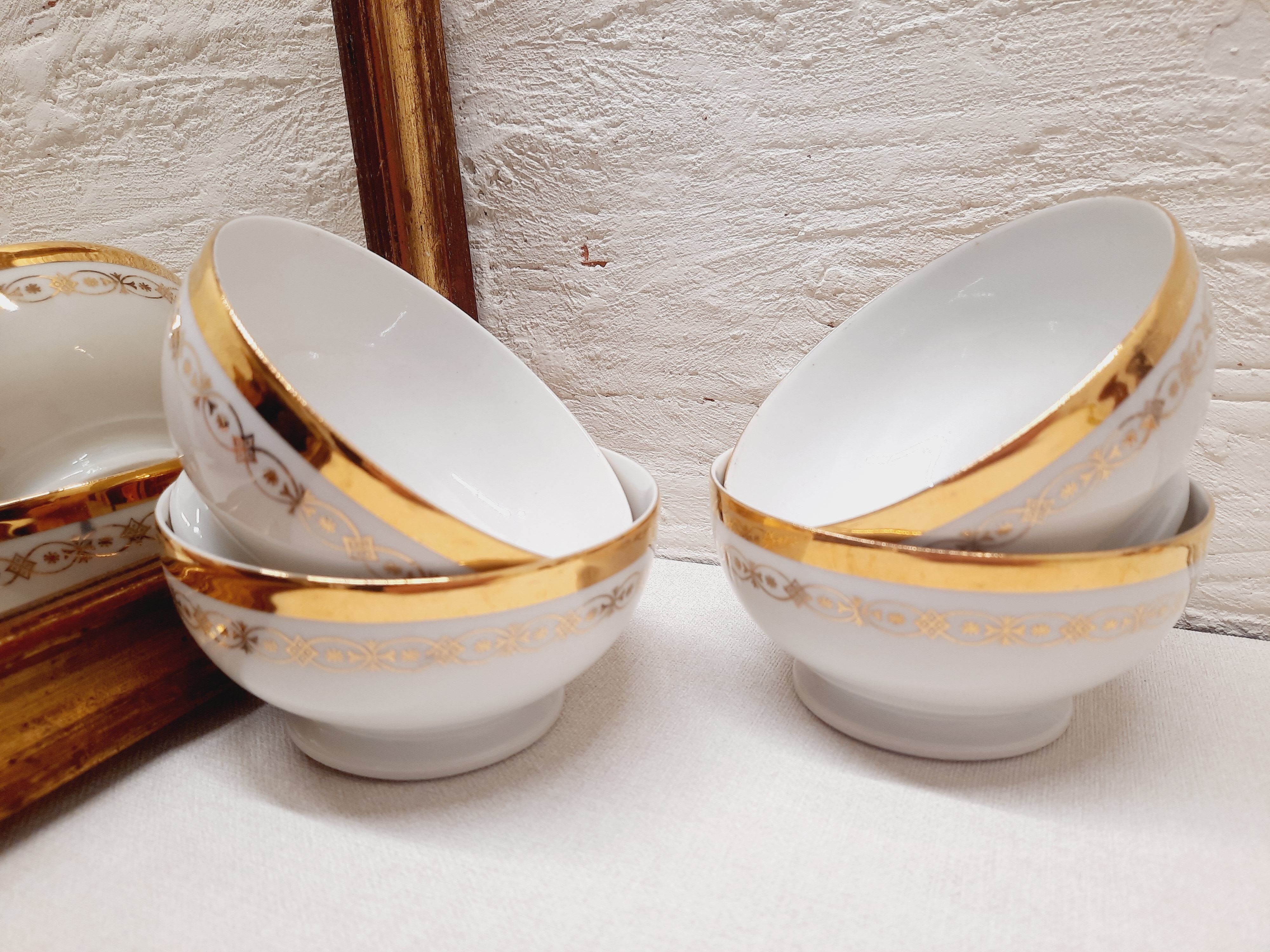 Set 4 bols porcelaine blanc et or
