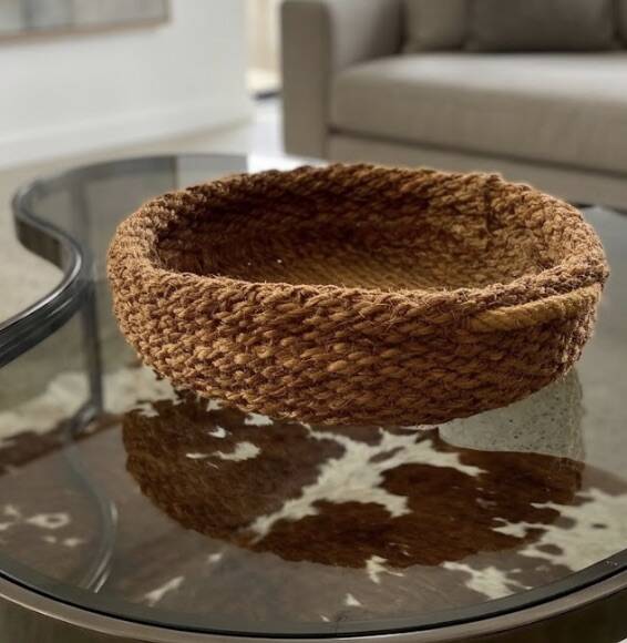 Natural jute tray basket