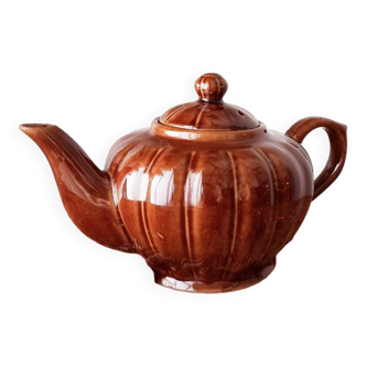 Chinese brown teapot