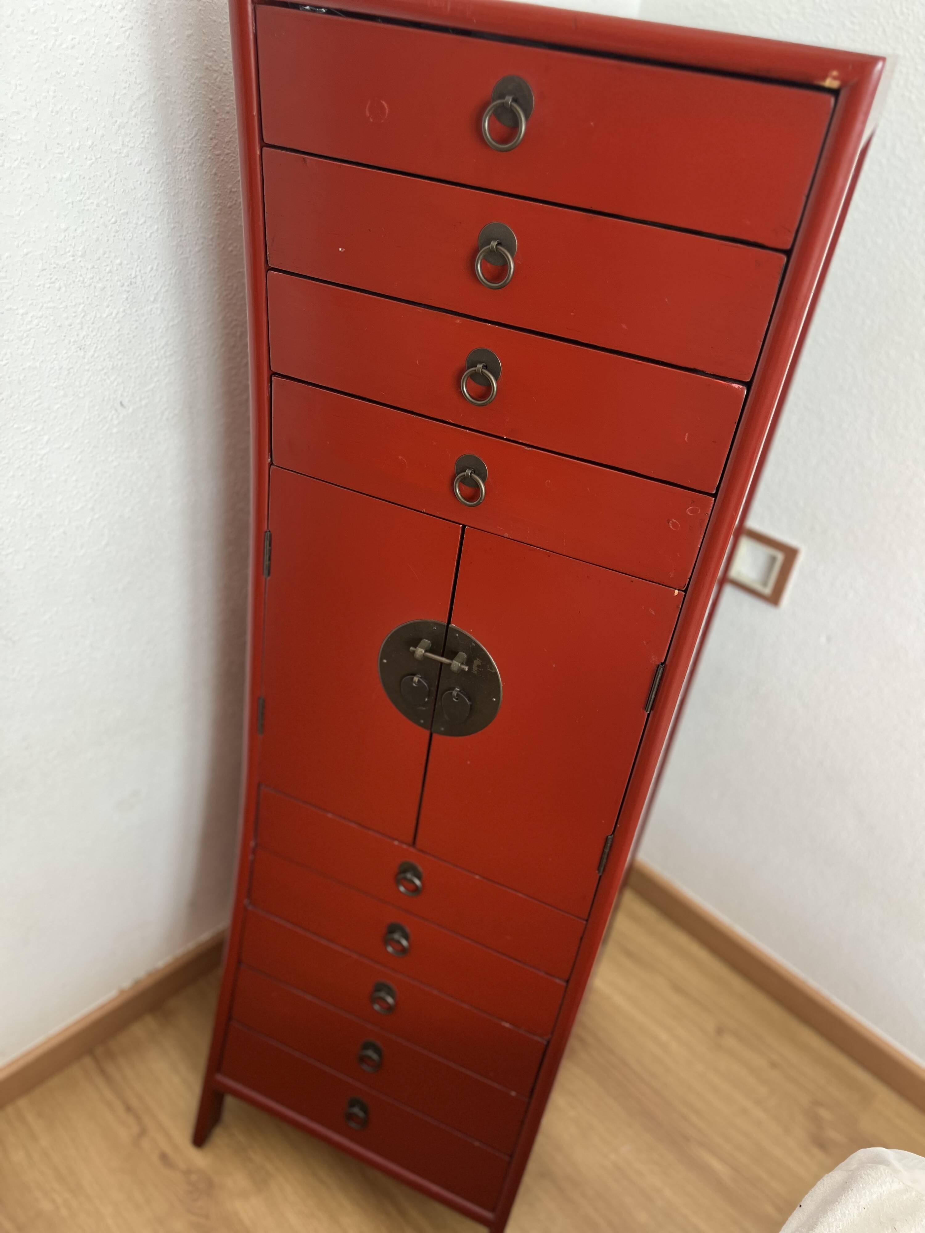 Red high cabinet Aldaba Madrid – 9 drawers and cupboard