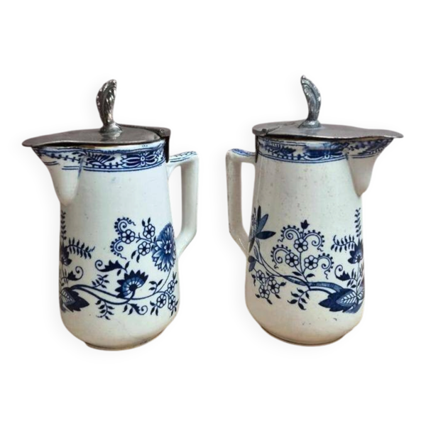Paire de pots à lait anciens Boch Frères Keramis – modèle Saxe