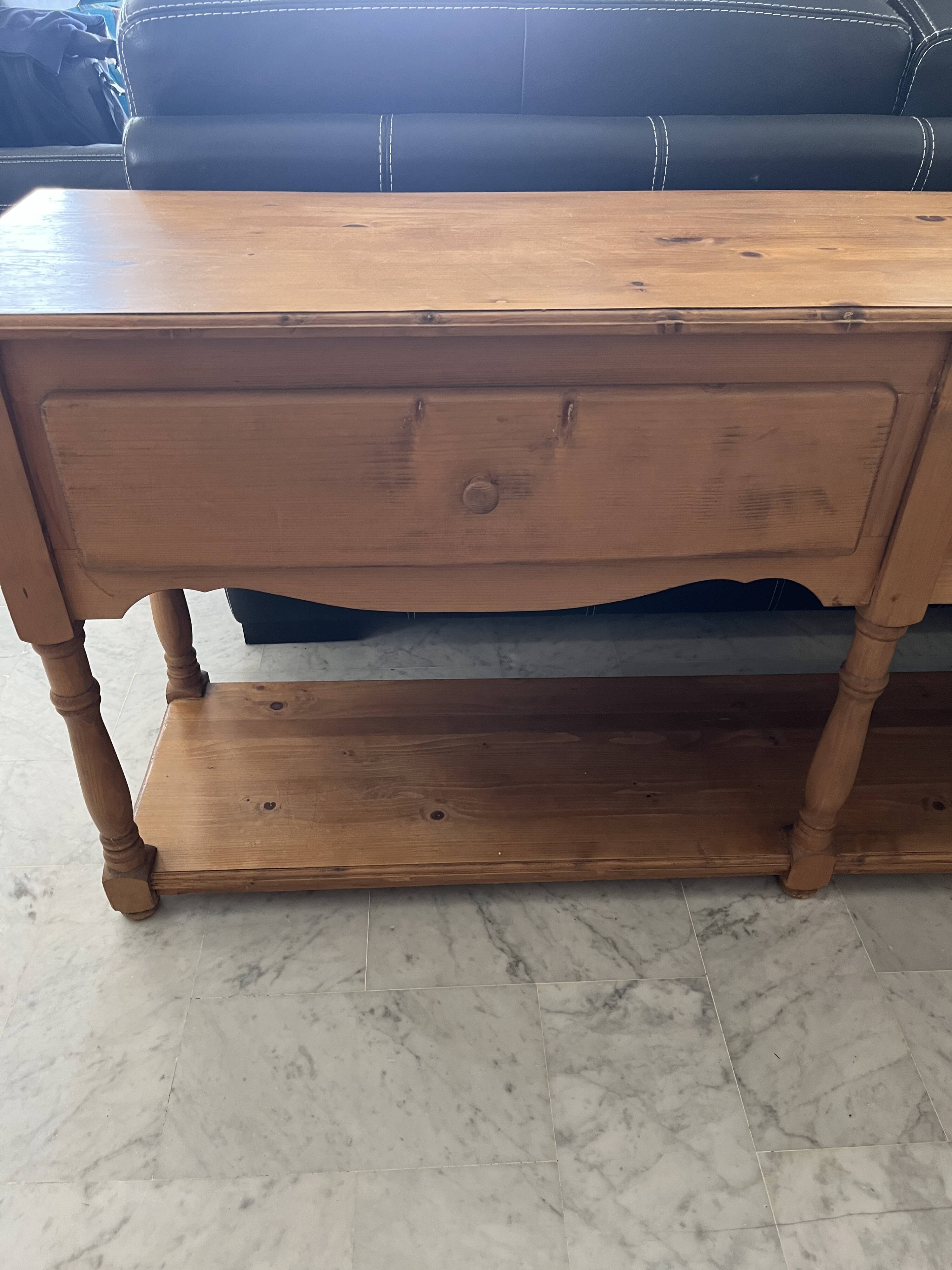Draper console with 2 drawers