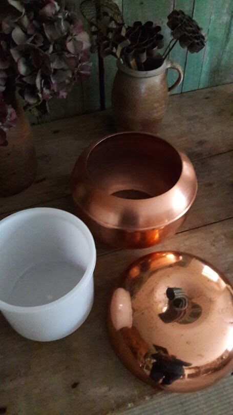 Big apple metal ice cubes