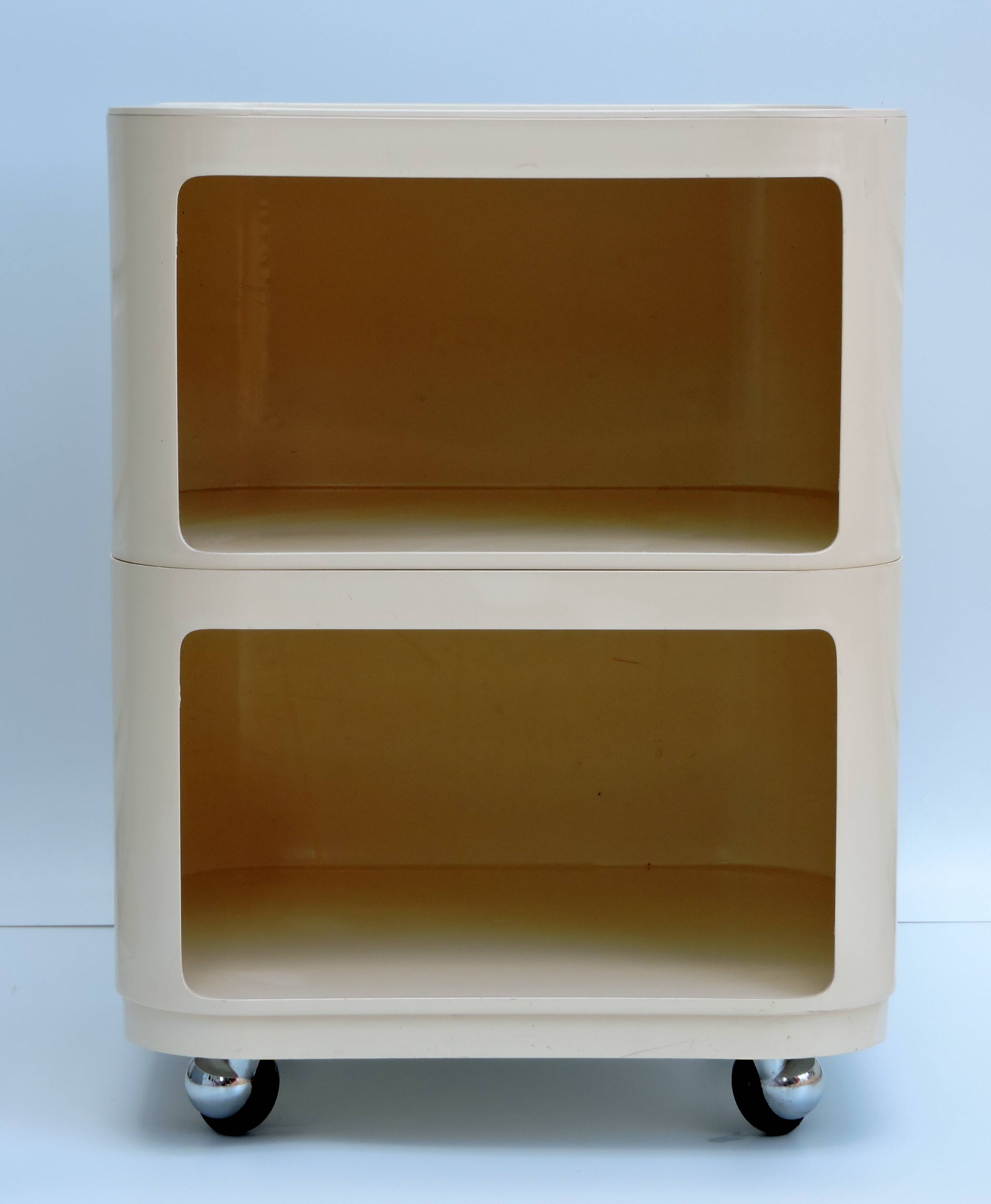 Desserte chevet sur roulettes componibili d'anna castelli pour kartell