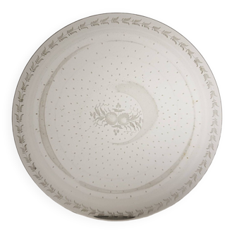 Round glass tray with engraved decor